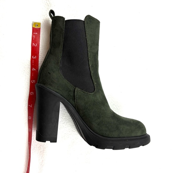NWOT Nine West Ream Forest Green Faux Suede Chelsea Ankle Calf boots (7M) - Picture 16 of 16